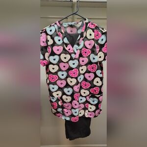 Heart Pattern Scrub Top And Buttom